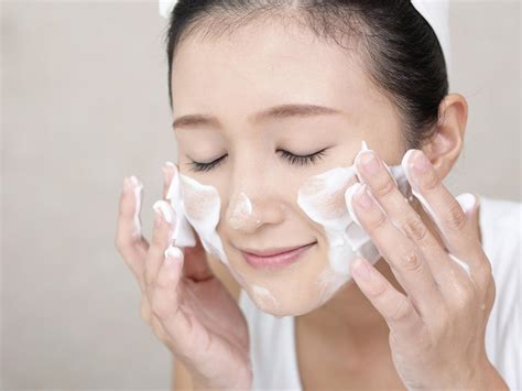Bedanya Facial Foam Dan Facial Wash